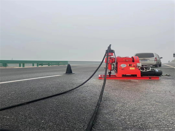 甘井子马路路基路面开裂下沉注浆加固灌浆