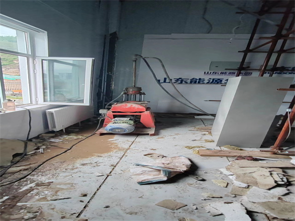 甘井子地基基础下沉墙体裂缝加固注浆顶升施工