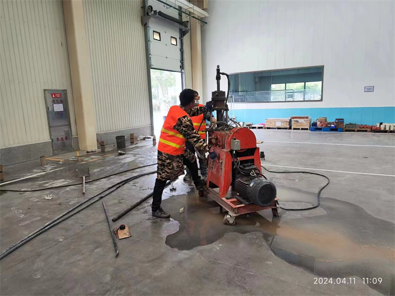 甘井子厂房地面下沉塌陷注浆加固施工